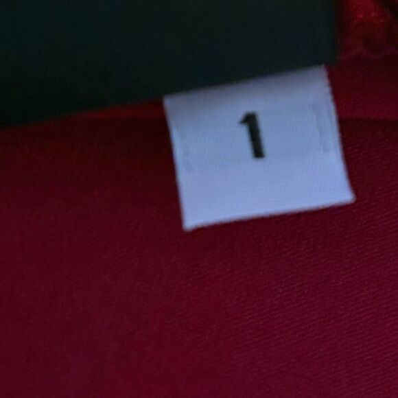 Blanque Crimson Red Asymmetrical Hem Long Sleeve Top 1 - Picture 4 of 5